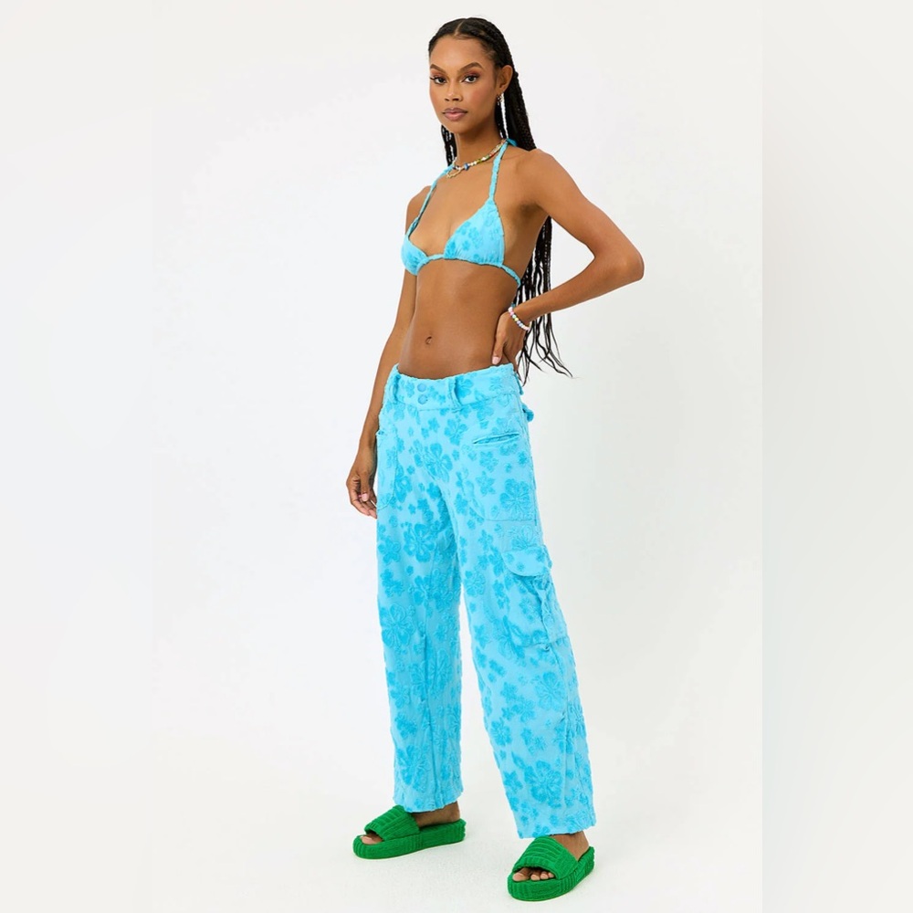 NWT Frankie’s Bikinis Chilli Terry Cargo Pant Blue Isle Size Medium
